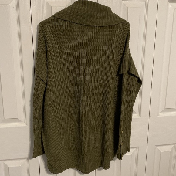 Olive Green Poncho Style Sweater - Picture 6 of 7